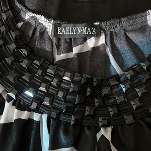 Kaelyn-Max Ladies Sleeveless Blouse Top Size S